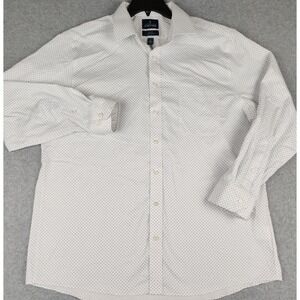 Stafford Dress Shirt Men XL 17-17.5 White Blue Geometric Sweat Repel Regular Fit